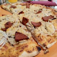 Pizza at Dolce Pizza y Los Veganos - Hipolit Lazaro in Barcelona