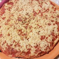 Ragu pizza at Dolce Pizza y Los Veganos - Hipolit Lazaro in Barcelona