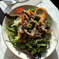 Salad with mushrooms and asparagus at Cor Verd in Igualada
