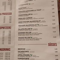 Salzige vegane Optionen at Cafe Kafka in Vienna