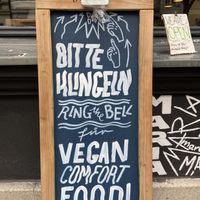 Ring the doorbell to make an order  at MARIA in Berlin