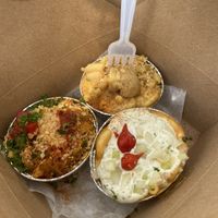 Traditional, Garlic, and Buffalo Mac  at Dharma Southern Chick'n in Orlando