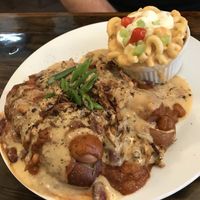 Chilli dogs with Mac n’ cheese  at Dharma Southern Chick'n in Orlando