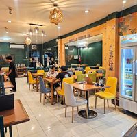 The Ubuntu Eat Vegan Cafe is just downstairs, so that is an added advantage at Ubuntu Live Boutique Hostel & Rooms in Phuket