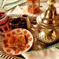 Nieuw bij Falafel Masters:
Egyptische Karkadeh (hibiscus) thee.
Super fris van smaak en erg lekker. at Falafel Masters in Eindhoven