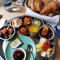 Vegan Oriental Breakfast at Maison Blunt in Zurich