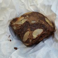 Vegan libanese cake at O'Saj in Toulouse