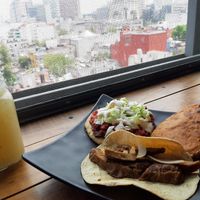 antojitos, sope, gordita y taco at Vegattos in Mexico City