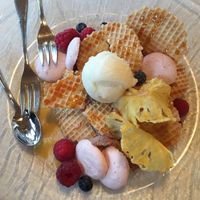 „Oups, I dropped the manner cake“-dessert! Awesome!  at Naturhotel LechLife in Wangle