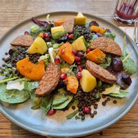 Tahini salad, delicious, tempeh too dry at Flax & Kale - Placa Castella in Barcelona