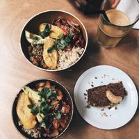 chili sin carne + carrot cake at Le Tricycle in Paris