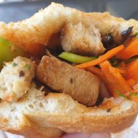  at Bun Me in Northridge