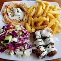 Plato Completo at Falafel Nessya in Playa Del Carmen