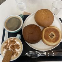 Beautiful shop and beautiful staff. Delicious savoury and sweet options.   at The Bread Blue - Nogosan in Seoul