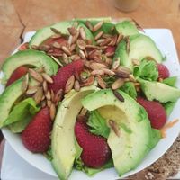 Salad, remove goats cheese and replace strawberries and avo at Shambhala Cafe in San Marcos La Laguna