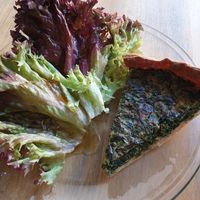 spinach quiche at Mamacoffee in Prague