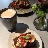 Chocolatey fruity goodness with a chai that rivaled my favorite one back home!  at Lavinia Good Food - Centrum in Amsterdam