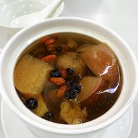 Chinese herbal soup at Onn Vegetarian 安顺素食 in Central Singapore