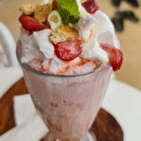 Strawberry and cream at Eat.Co in Koh Phangan