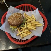 original burger  at Belzepub in Prague