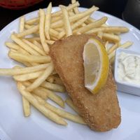 Nofish and chips with tartare sauce   at Belzepub in Prague