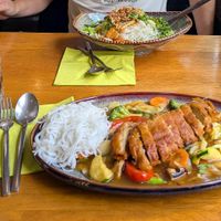 Vegan duck and rice noodle salad at Well Being II in Cologne