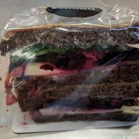 Vegan Reuben at Benugo at St Pancras International in London