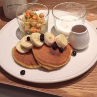 Breakfast set at Cosme Kitchen Cafe in Kyoto