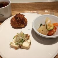 tiny portions 700 yen  at Cosme Kitchen Cafe in Kyoto