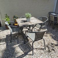 Gemütlicher Hinterhof at Frucht and Genuss in Dusseldorf