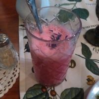 Boisson Rubis : betterave, gingembre at Un Piano dans la Theiere in Orleans