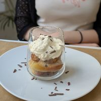 Baked apple at El Vergel Veggie Restaurant in Tarragona