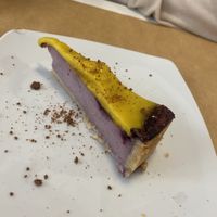 Blueberry Lemonade Cheesecake  at El Vergel Veggie Restaurant in Tarragona