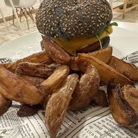 Veganer Burger, enthält Gluten   at El Vergel Veggie Restaurant in Tarragona