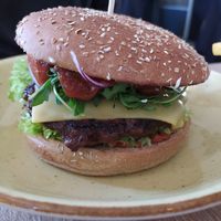 Mamma mia burger with beyond patty at My Heart Beats Vegan in Karlsruhe