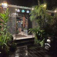 Entrance  at Elephant Cafe in Ubud