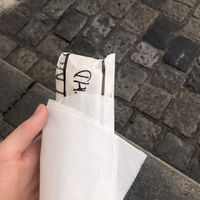 Und das ist der Hot Dog von außen.🌱  at Front Food in Linz