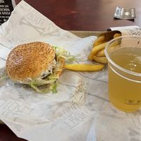 F4-burger with friess  at Front Food in Linz