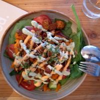 This is the kapsalon: it is a vegetarian option which they can make vegan, and which they describe as the most Dutch dish they have on the menu (it stems from kebab, which I only learned later) at GYS - Voorstraat in Utrecht