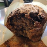 Vegan banana berry muffin at Marcopolo Freelife in Ushuaia
