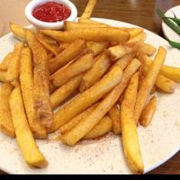 Gold Yukon fries at Veggie Grill by Next Level in Pasadena
