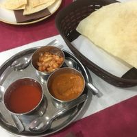 All vegan. They bring out a mint cucumber dip but that one isn’t vegan    at The Kathmandu in Torremolinos