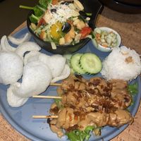 The (#4) chicken sate and spinach panzanella lunch special #Veganuary at Au Lac - DTLA in Los Angeles