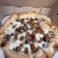 Garlic base with tempeh size small   at Mellow Mushroom in Clearwater