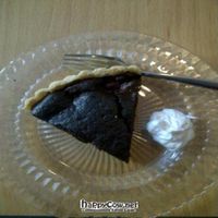 Since I became vegan, it's the first time I ate such nice chocolate pie with soy cream. YUMMY! at Kaede in Munich