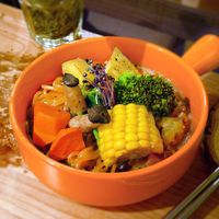 Pasta with Soy Cream Sauce at Rice Revolution 呷米蔬食 - Gā Mǐ Shū Shí in Taipei