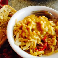 Vegan mac'n'cheese with garlic bread.  at Raven's Nest in Whistler