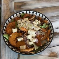 Salad with 🎃 pumpkin  at Veganatural in Giessen