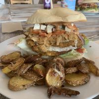 Hemp burger with “Bratkartoffeln" at Veganatural in Giessen