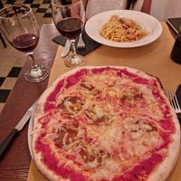 Diavola vegana at Origano Trevi in Rome